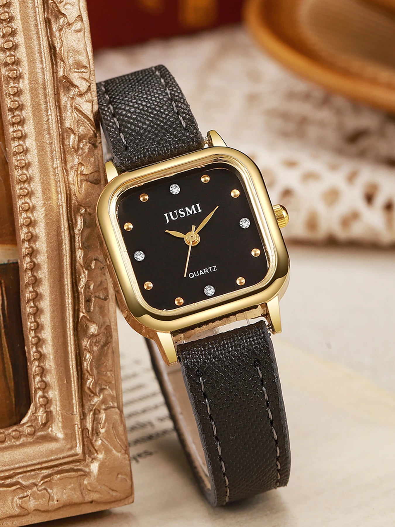 Montre à Quartz pour femmes, avec cadran carré, bracelet en cuir, cadeau de noël et d'halloween